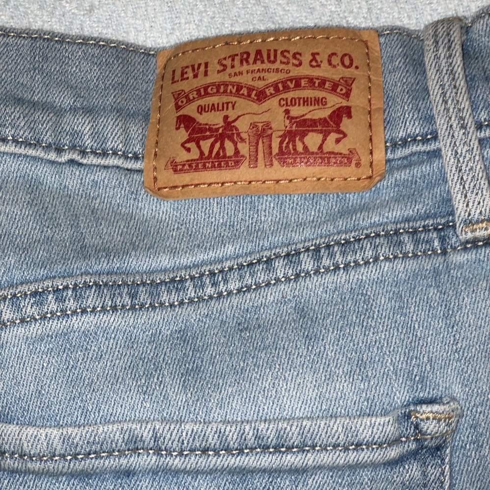 Levi’s skinny jeans